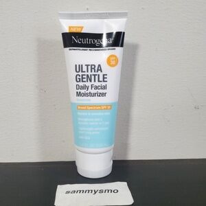 Neutrogena Ultra Gentle Daily Face Moisturizer - SPF 30 - 3.4 oz, Exp 08-2026